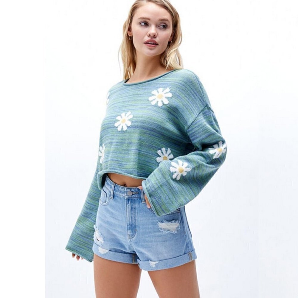 PacSun High-Rise Light Blue Ripped Mom Shorts, 27